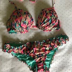 Shade and Shore multicolor bikini💞